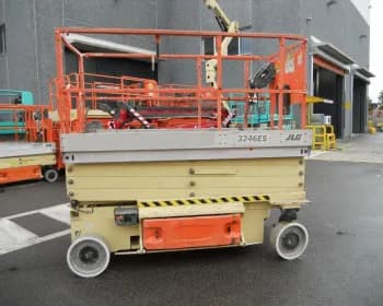 JLG 3246 ES