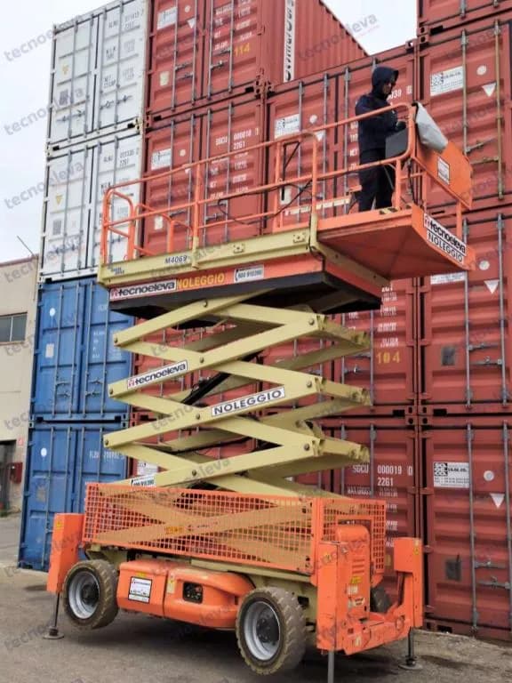 JLG M4069 - 14 Mt - *STABILIZZATORI*