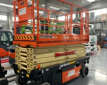 JLG R4045