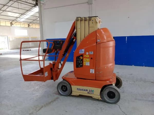 JLG toucan 10E